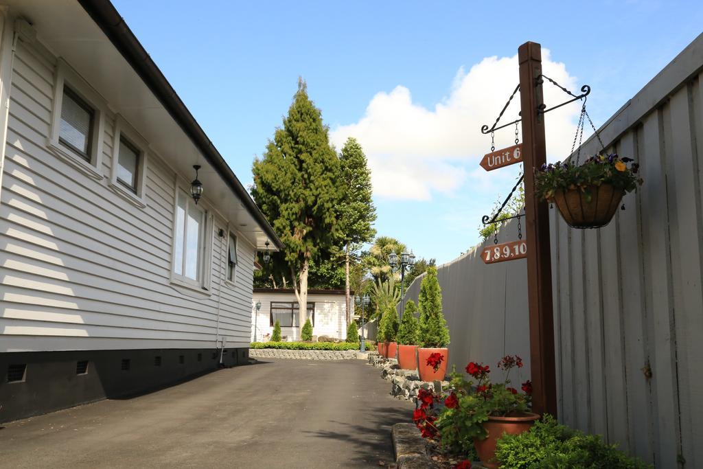Papakura Motor Lodge & Motel Exterior foto