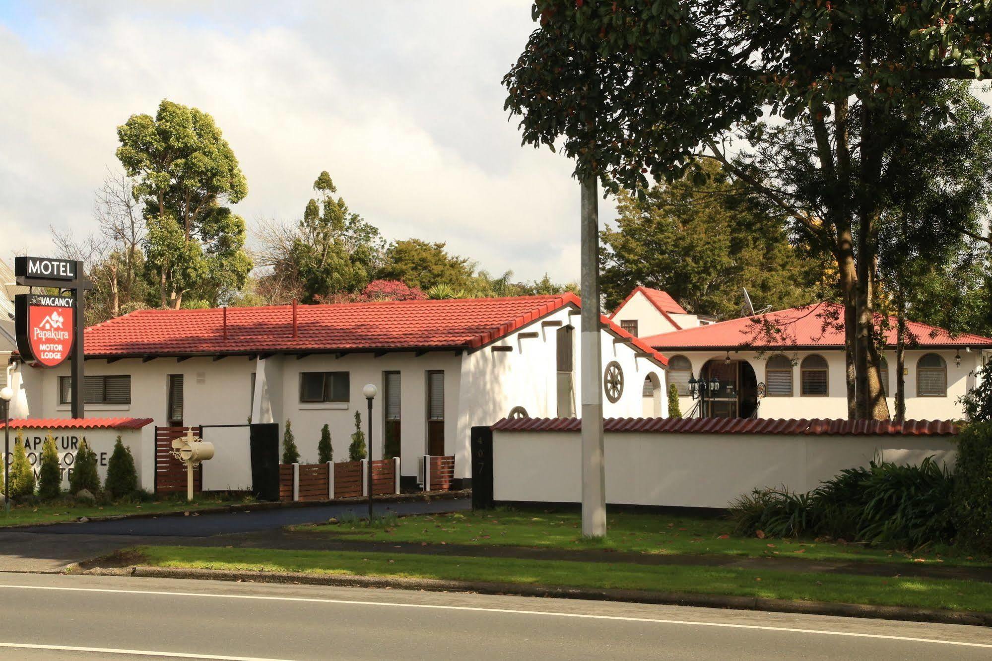 Papakura Motor Lodge & Motel Exterior foto
